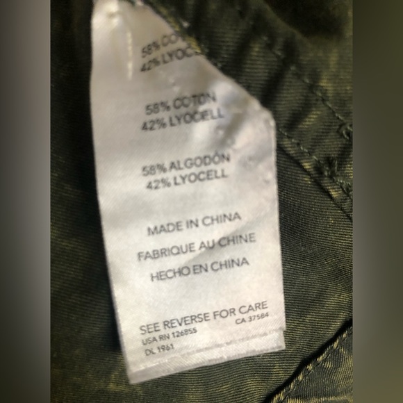 DL1961 CAMO CARGO JACKET PEPLUM WAIST SIZE LARGE - Picture 9 of 9